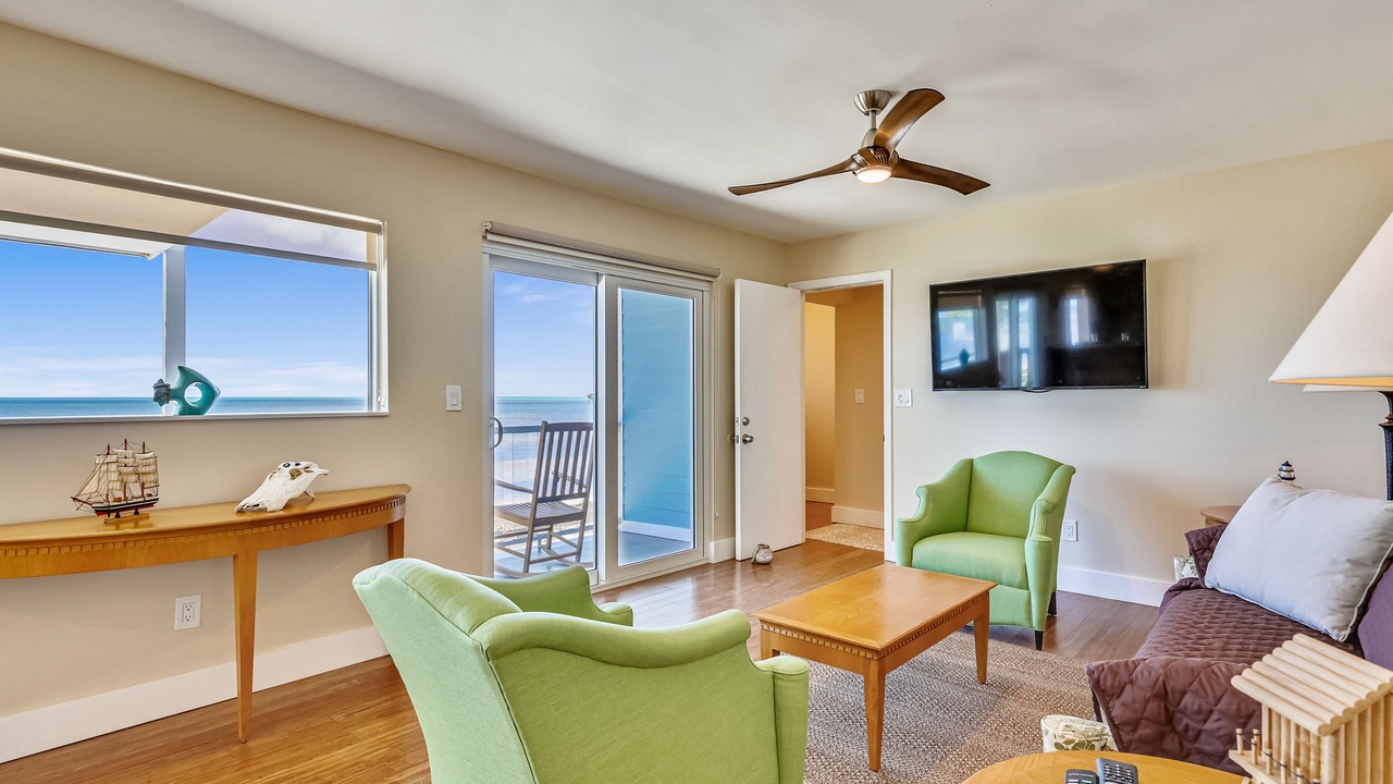 Photo of Livingroom in Layton