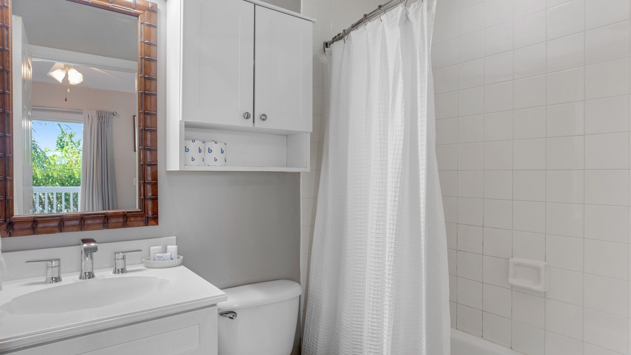 Photo of Bathroom in Marathon
