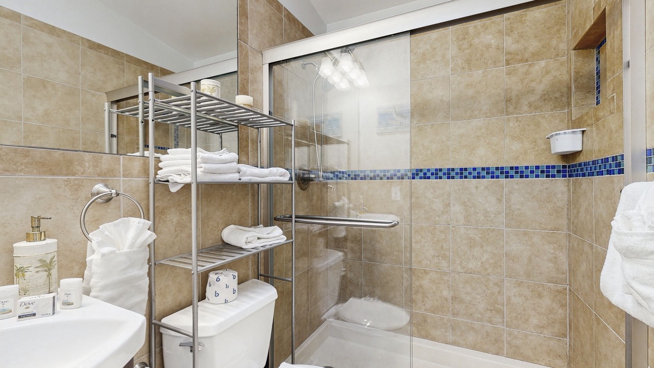 Photo of Bathroom in Sunrise Point