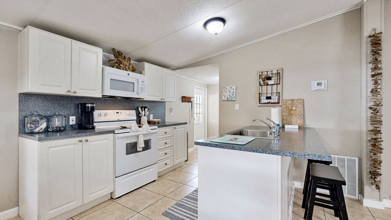 Photo of Kitchen in Key Largo Village