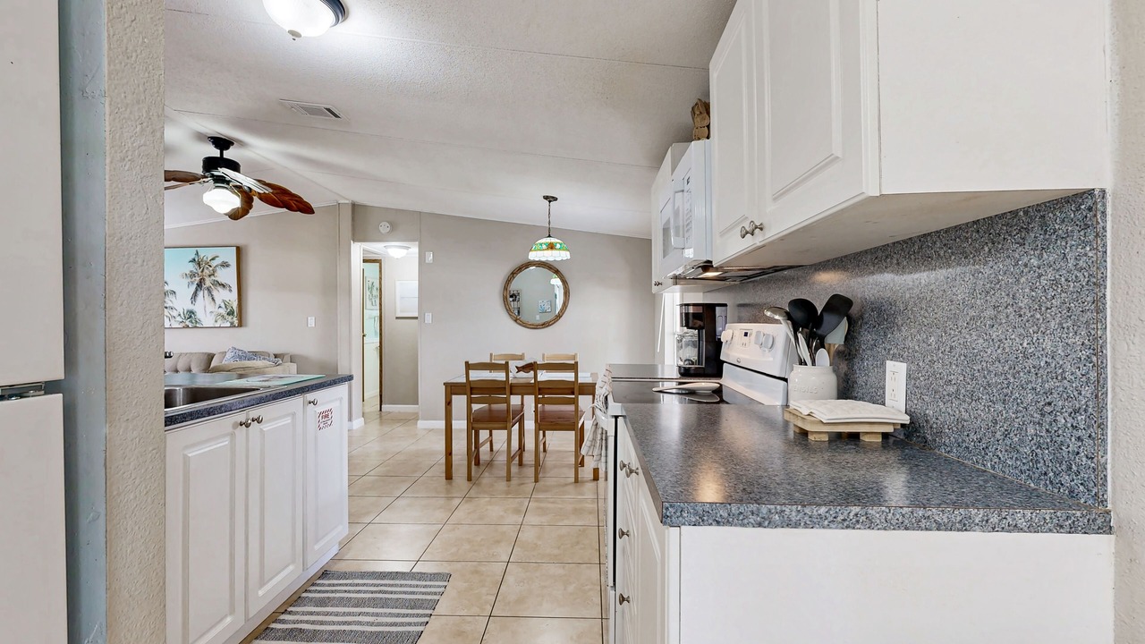 Photo of Kitchen in Key Largo Village