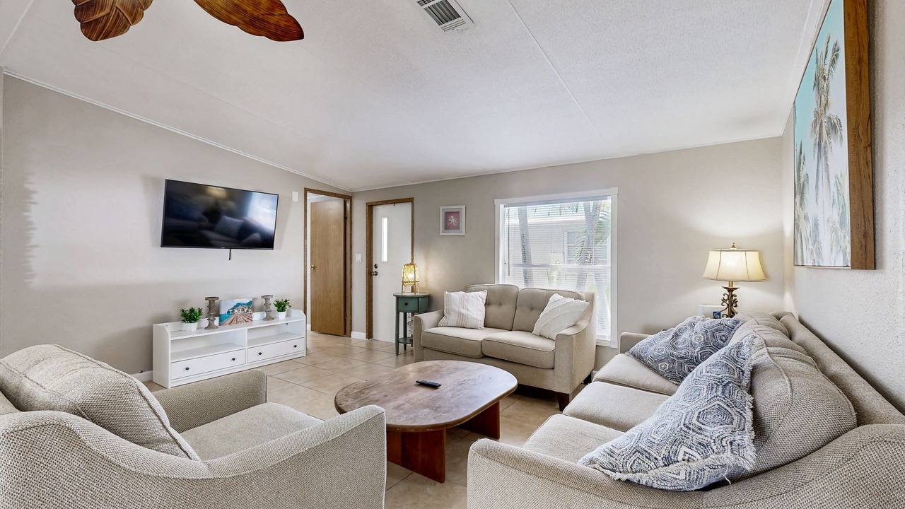 Photo of Livingroom in Key Largo Village