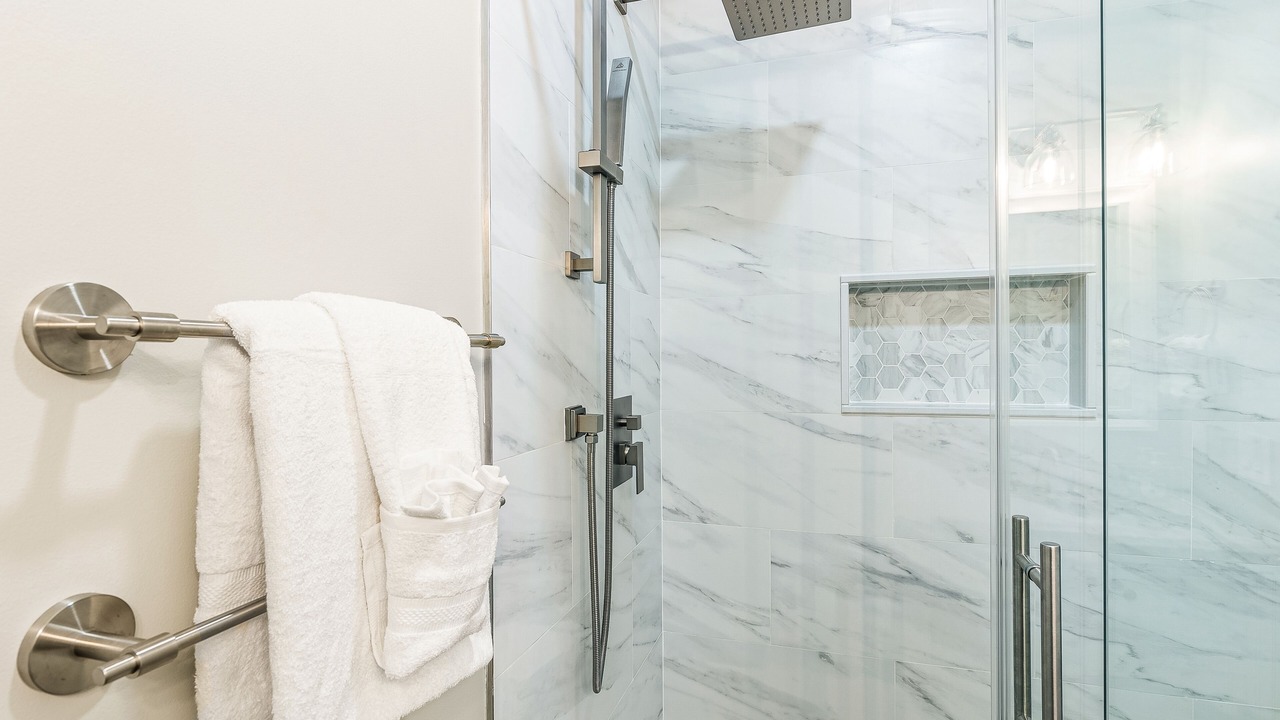 Photo of Bathroom in Marathon