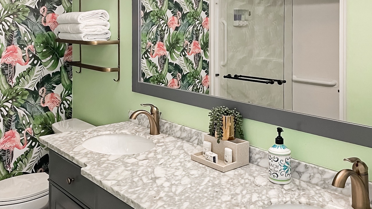 Photo of Bathroom in Marathon