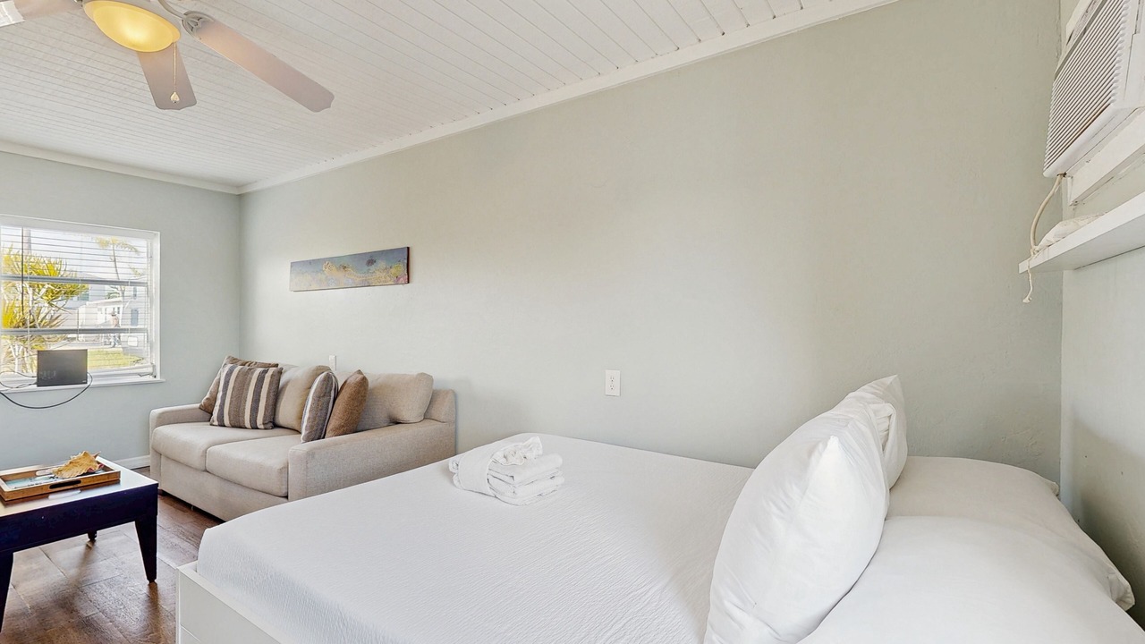 Photo of Bedroom in Marathon