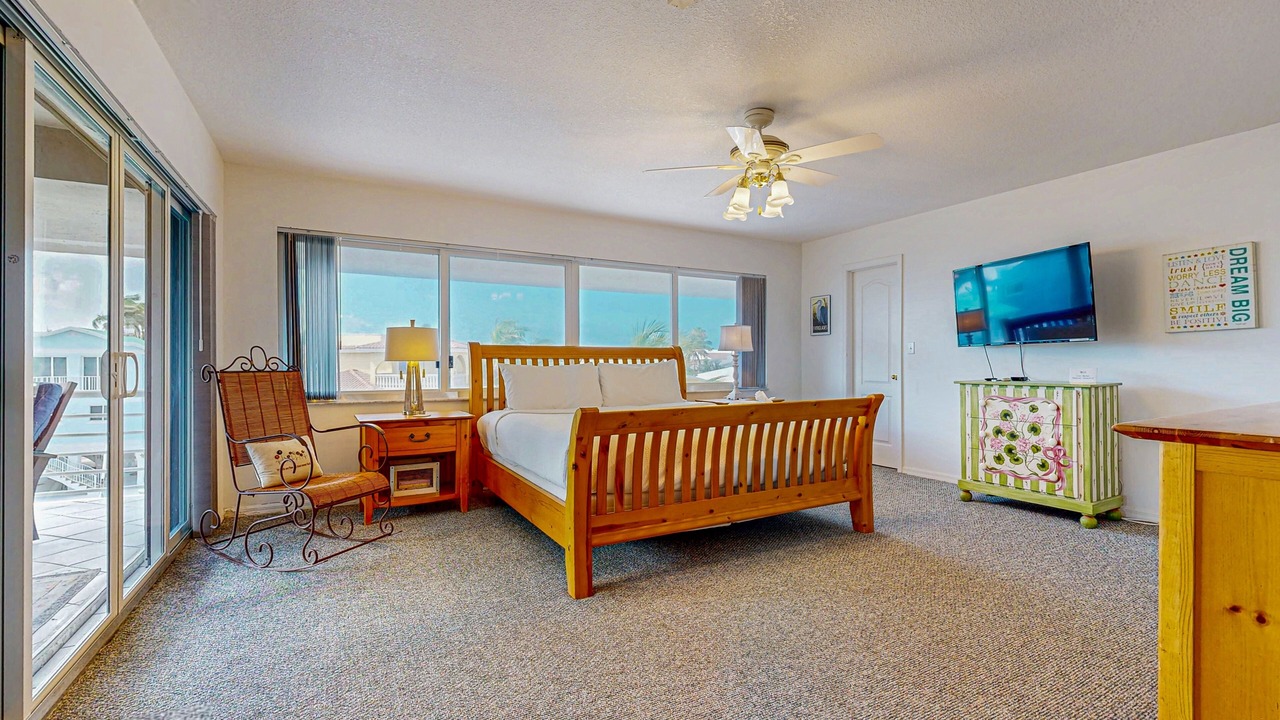 Photo of Bedroom in Key Largo