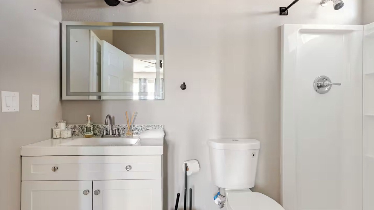 Photo of Bathroom in Tropic
