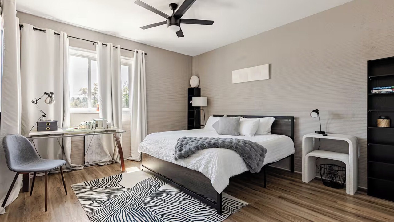 Photo of Bedroom in Tropic