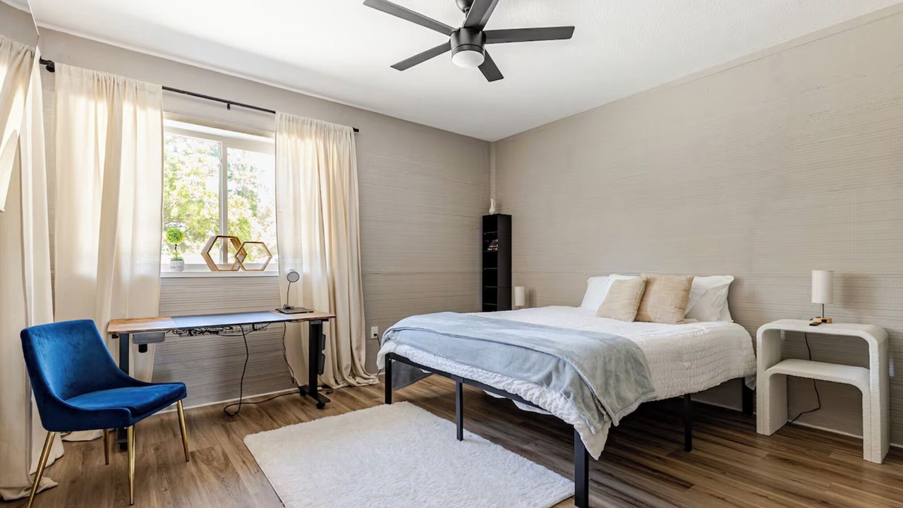 Photo of Bedroom in Tropic