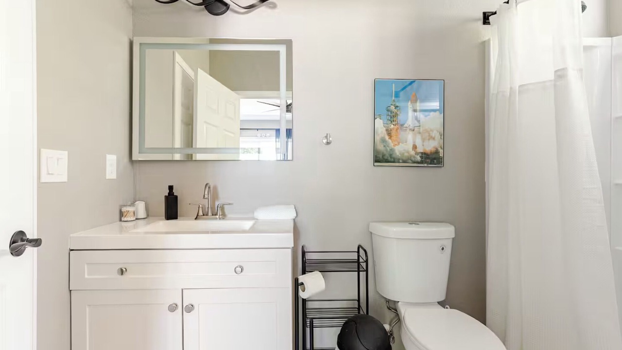 Photo of Bathroom in Tropic
