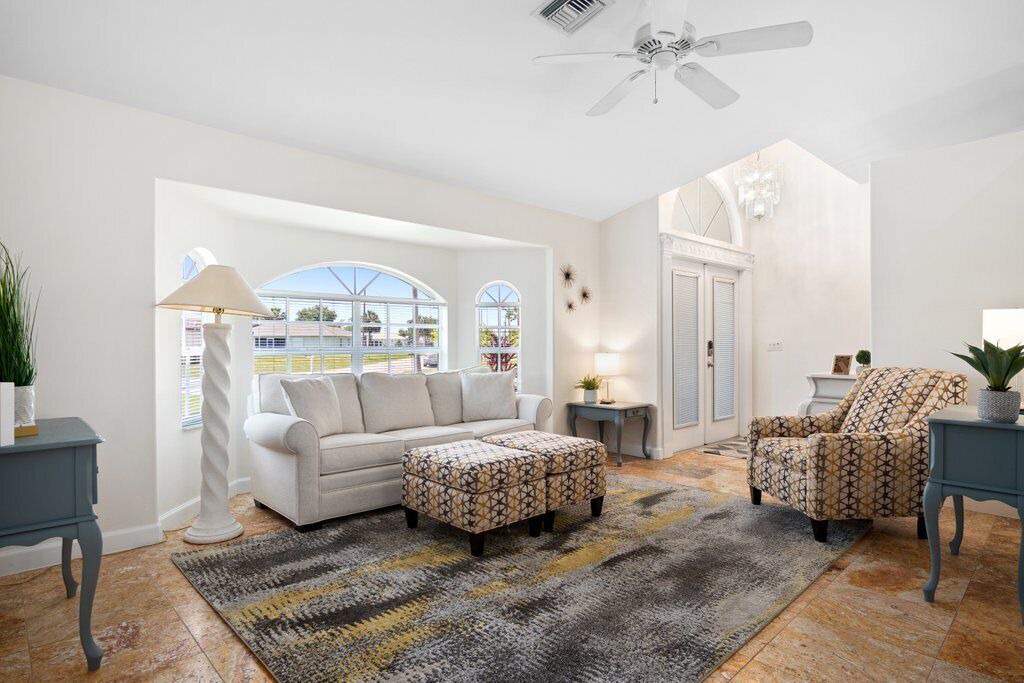 Photo of Livingroom in Biggar