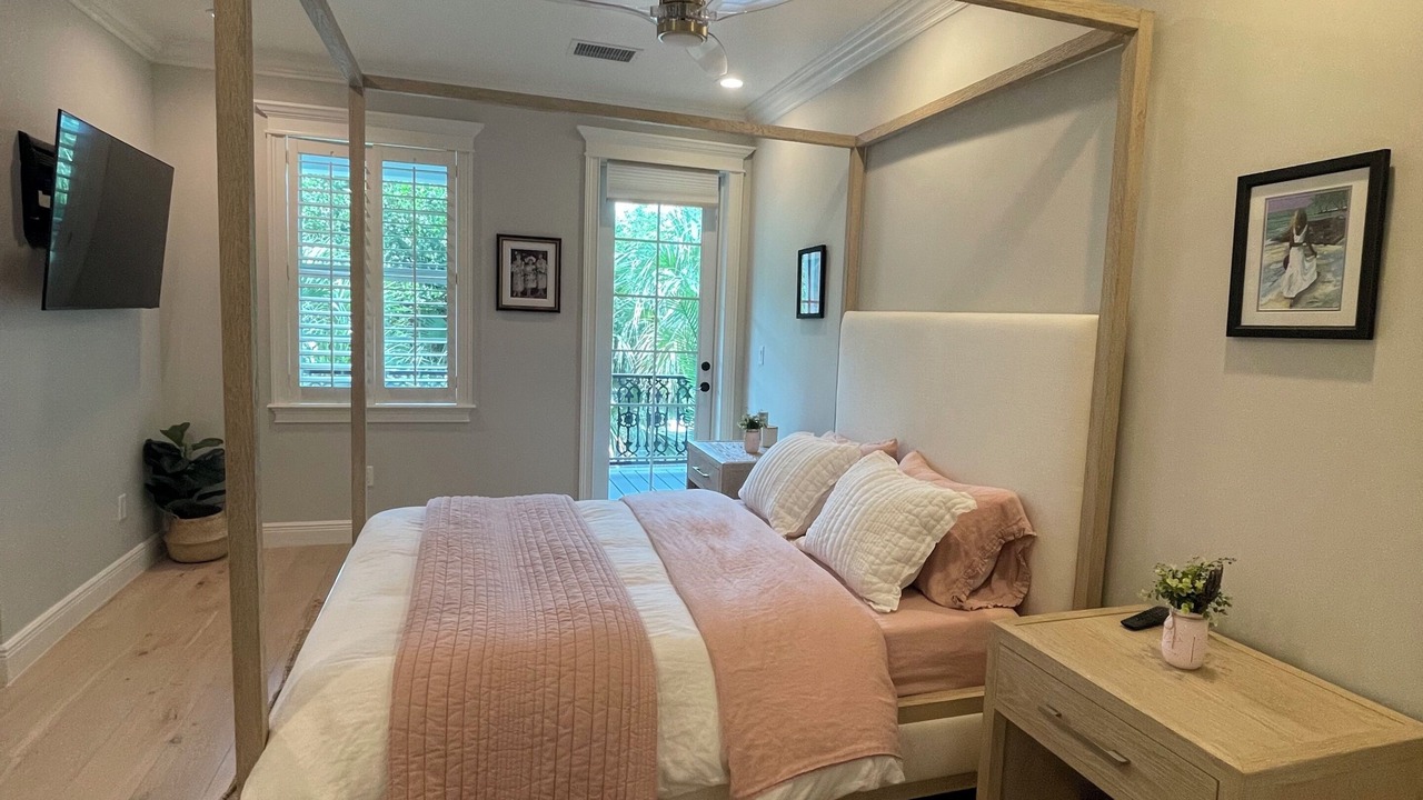 Photo of Bedroom in Islamorada
