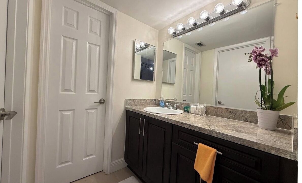 Photo of Bathroom in Homestead