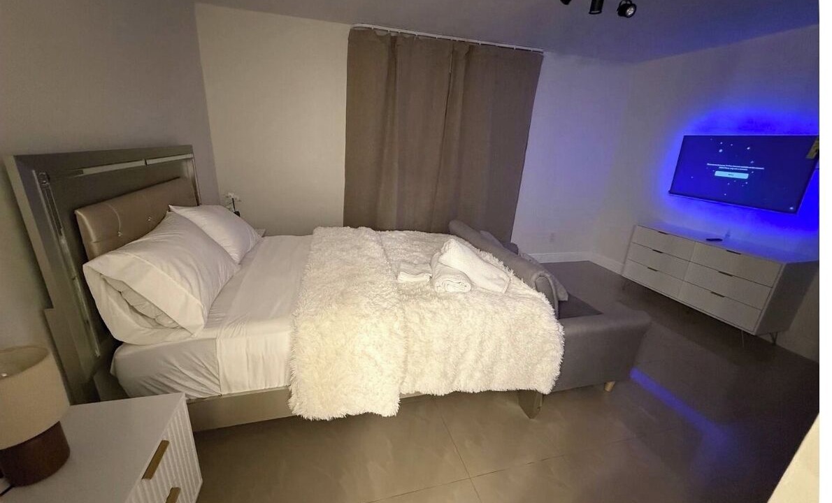 Photo of Bedroom in Homestead