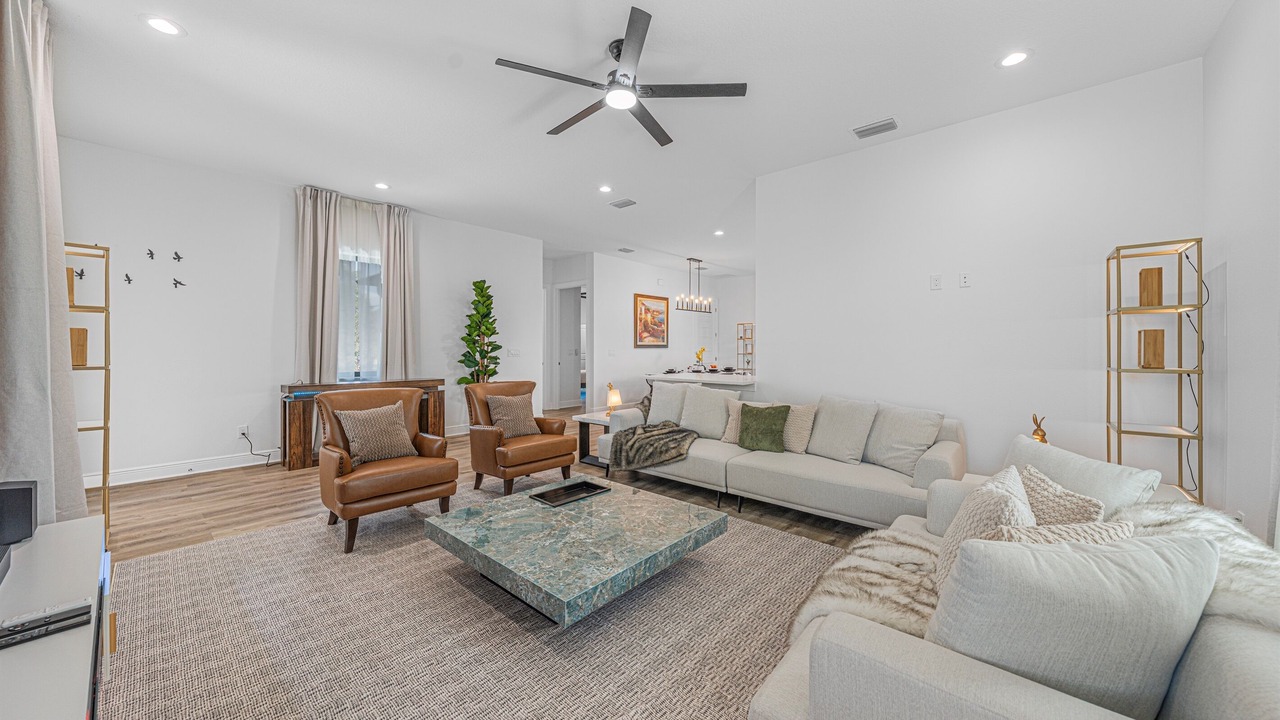 Photo of Bedroom in Palm River-Clair Mel