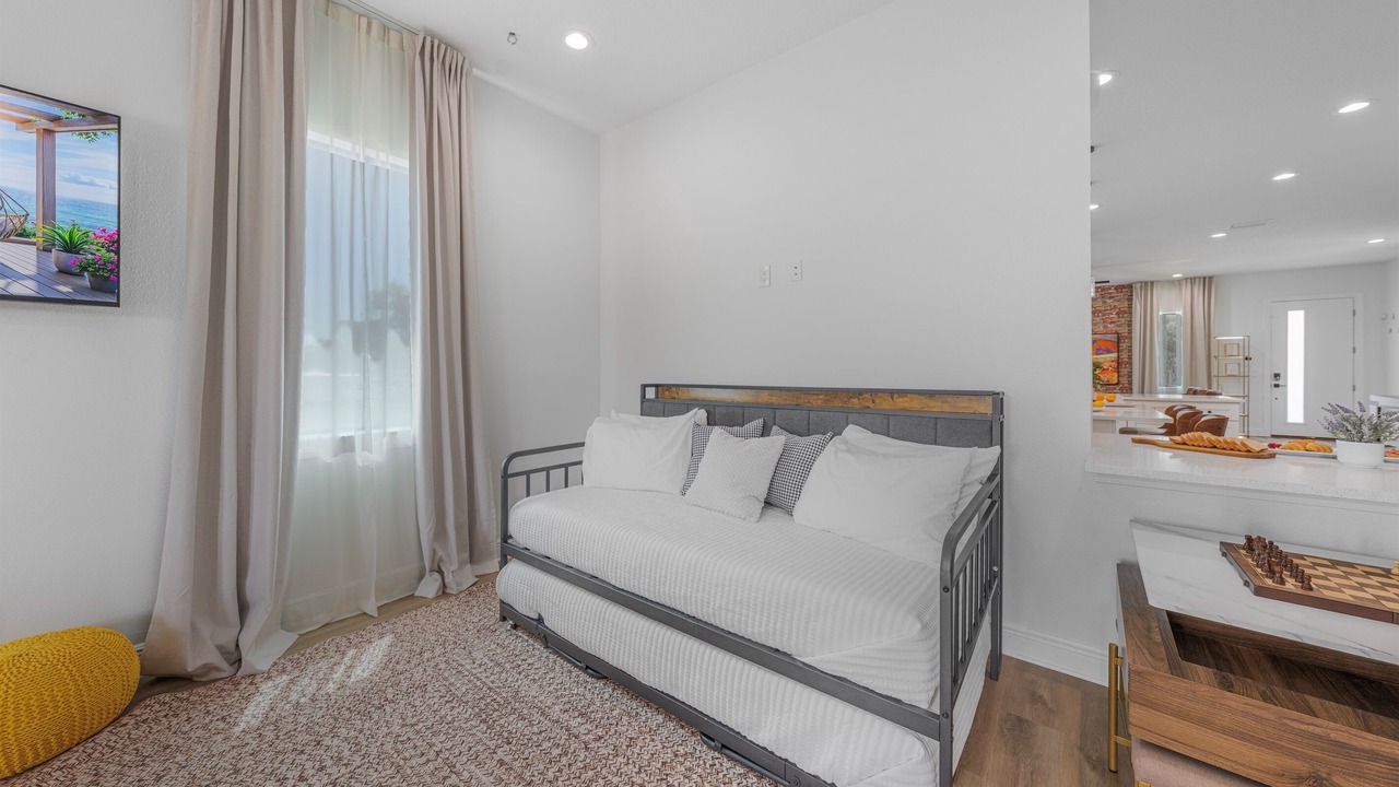Photo of Bedroom in Palm River-Clair Mel