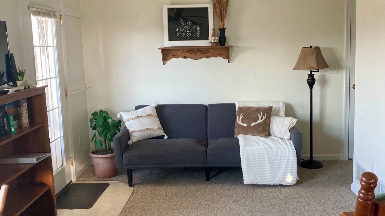 Photo of Livingroom in Lewisburg