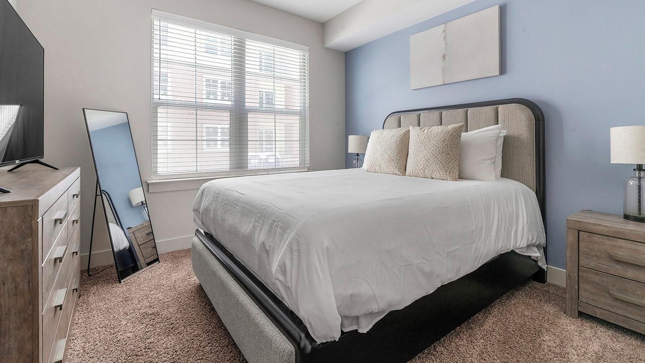 Photo of Bedroom in West 1st Street