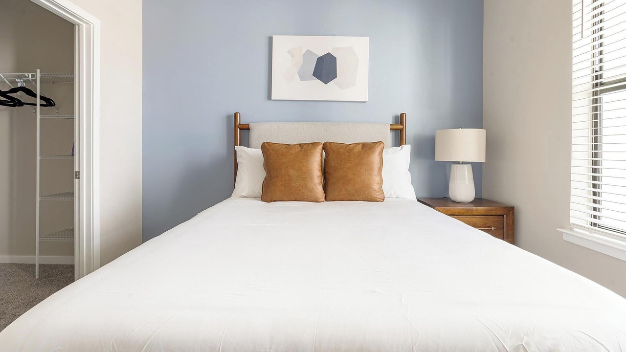 Photo of Bedroom in Bonita Shores