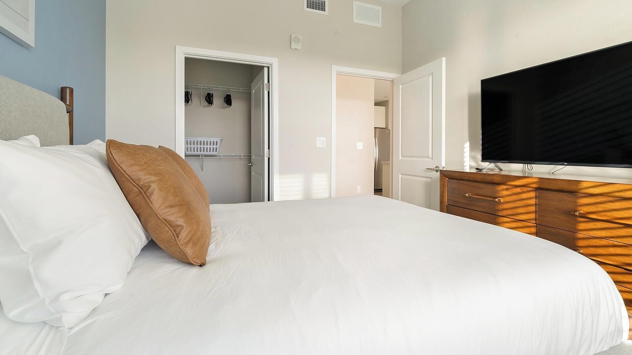 Photo of Bedroom in Bonita Shores