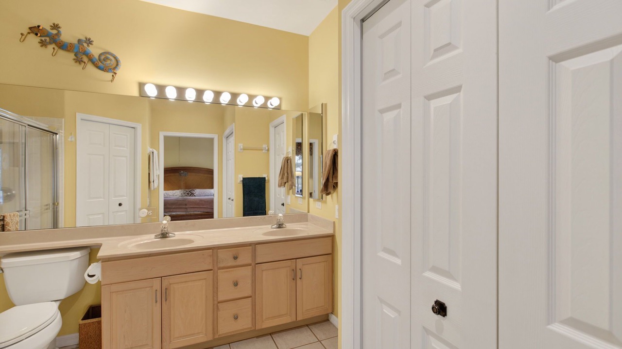 Photo of Bathroom in Biggar
