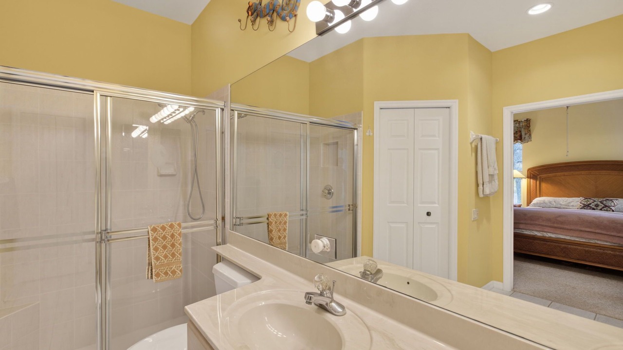 Photo of Bathroom in Biggar