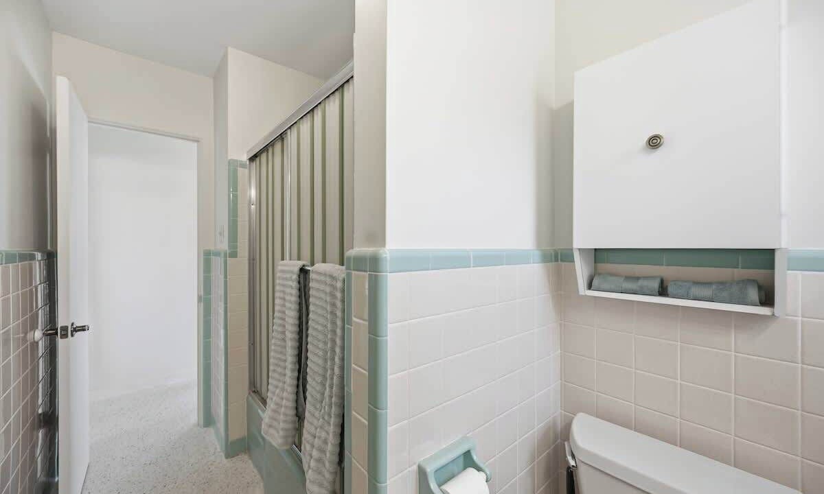 Photo of Bathroom in Englewood