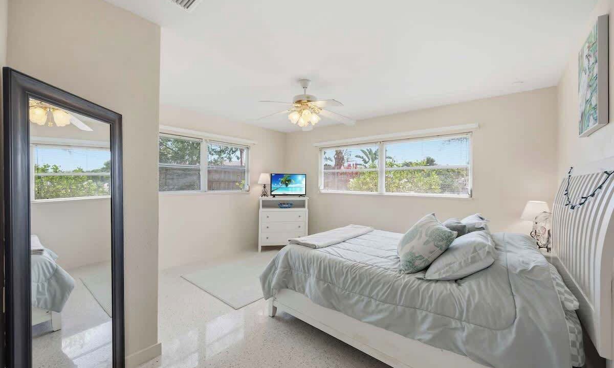 Photo of Bedroom in Englewood