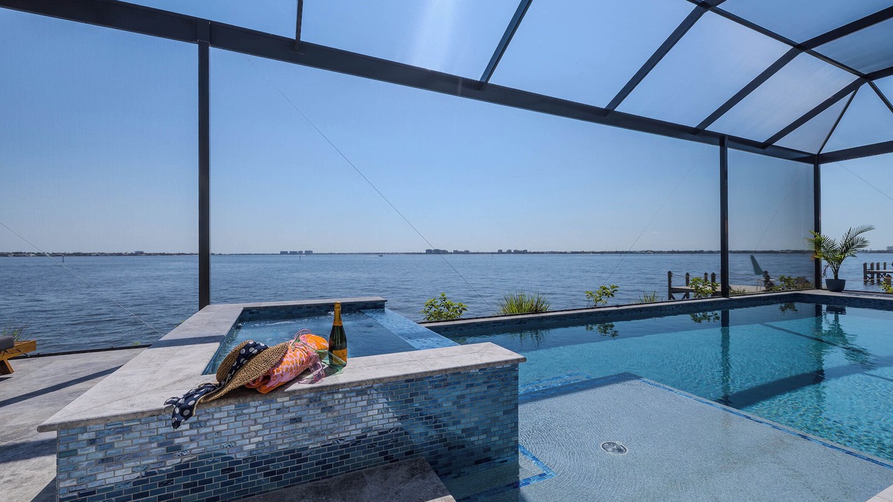 Photo of Outdoor in Pelican
