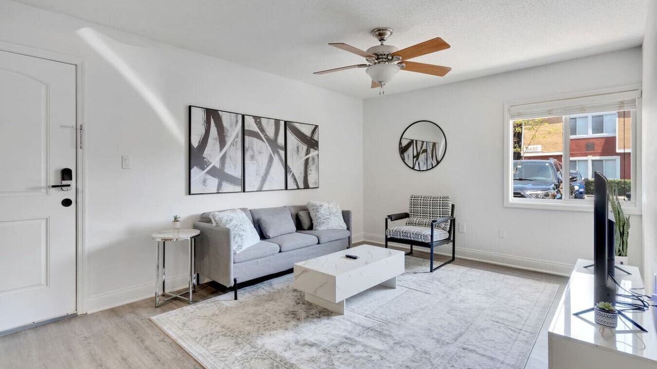 Photo of Livingroom in SoHo