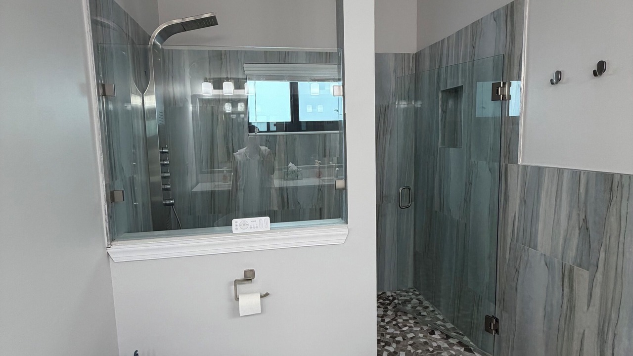 Photo of Bathroom in Sunrise