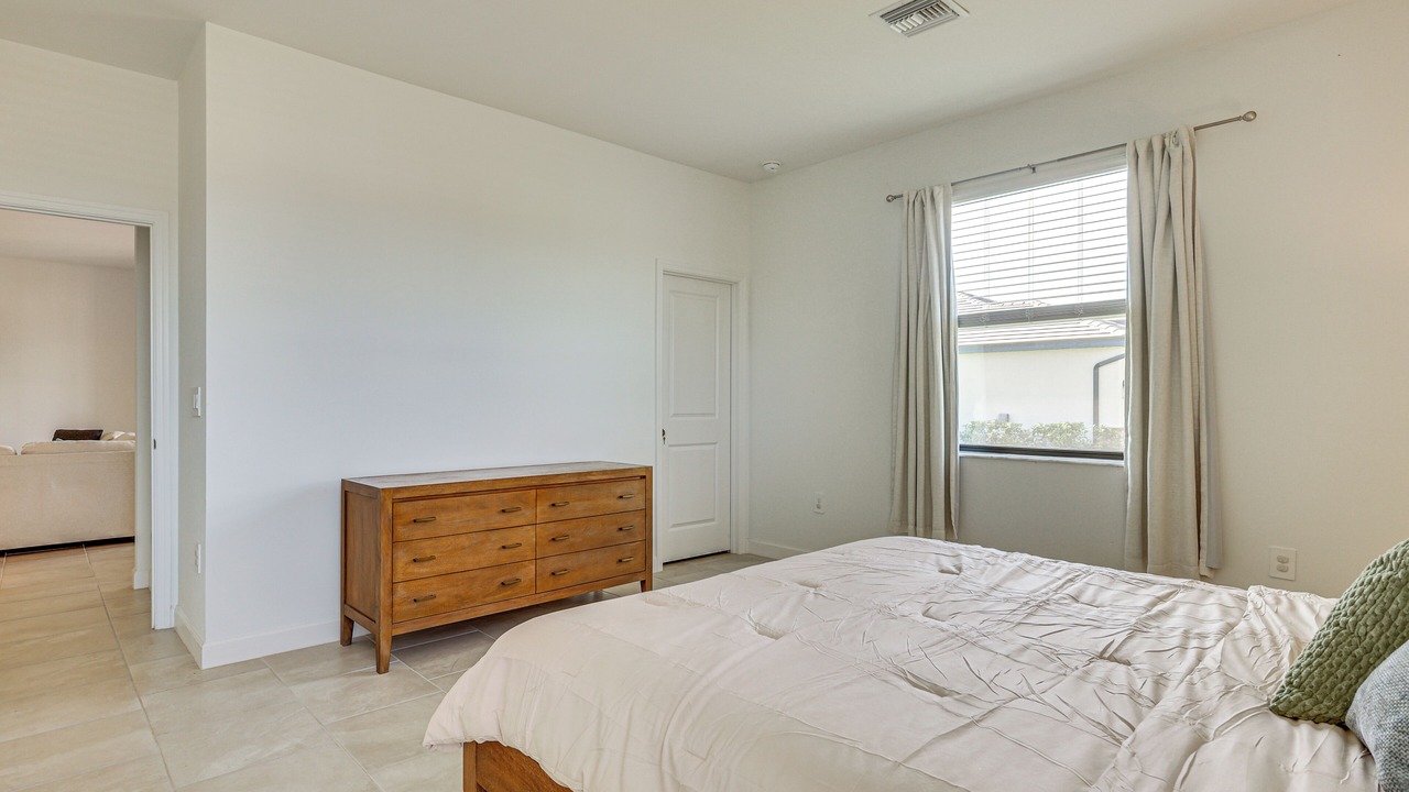 Photo of Bedroom in Estero