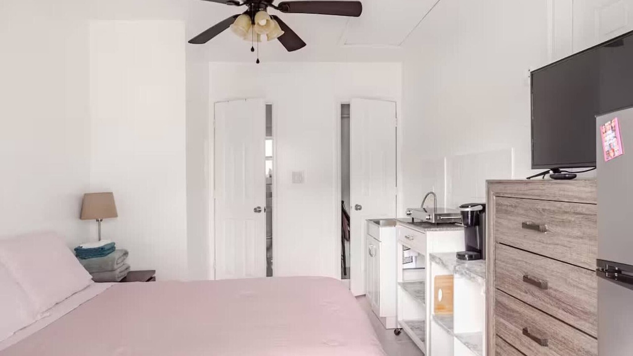 Photo of Bedroom in Florida Ridge