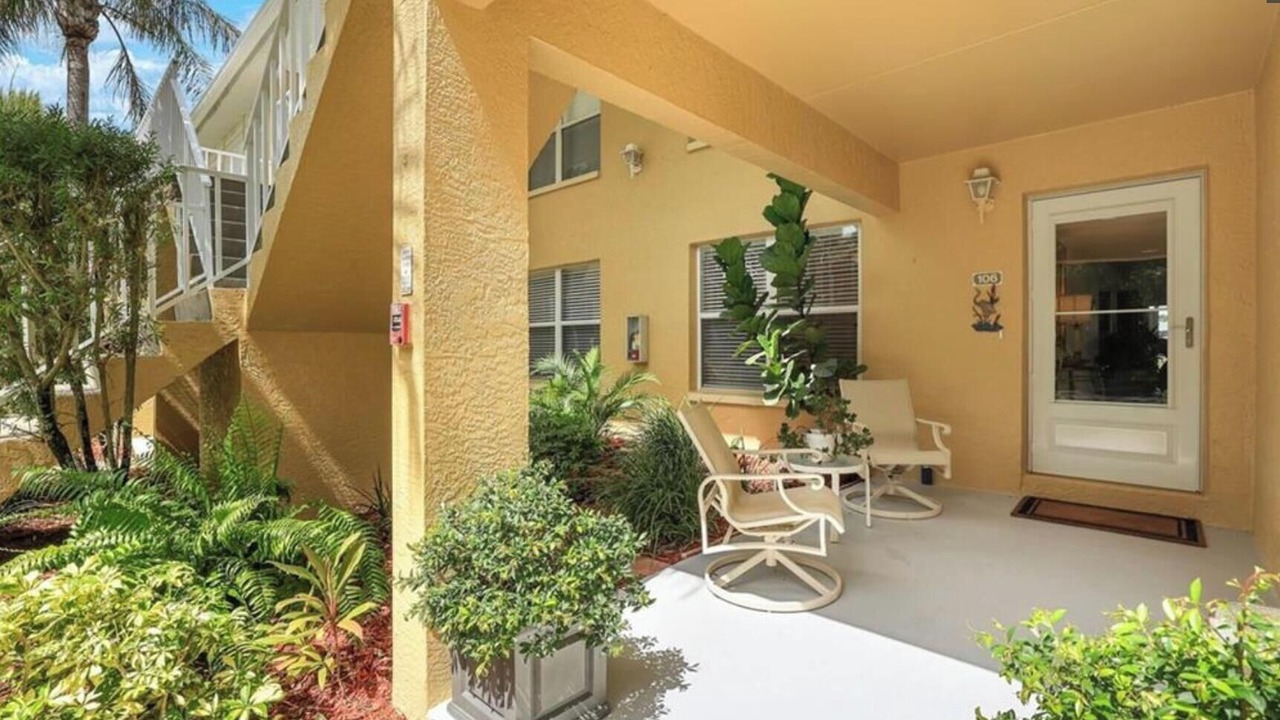 Photo of Patio Balcony in Imperial Golf Estates