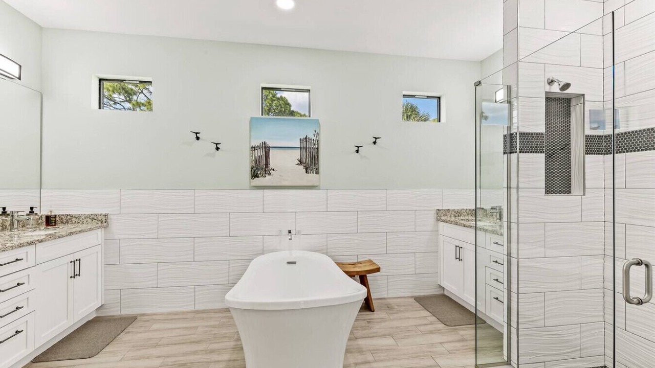 Photo of Bathroom in Bonita Springs