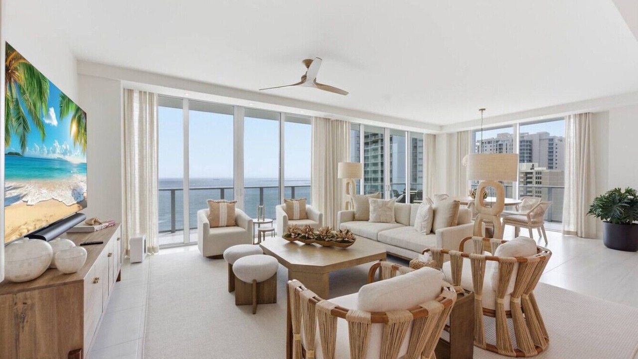 Photo of Livingroom in Singer Island
