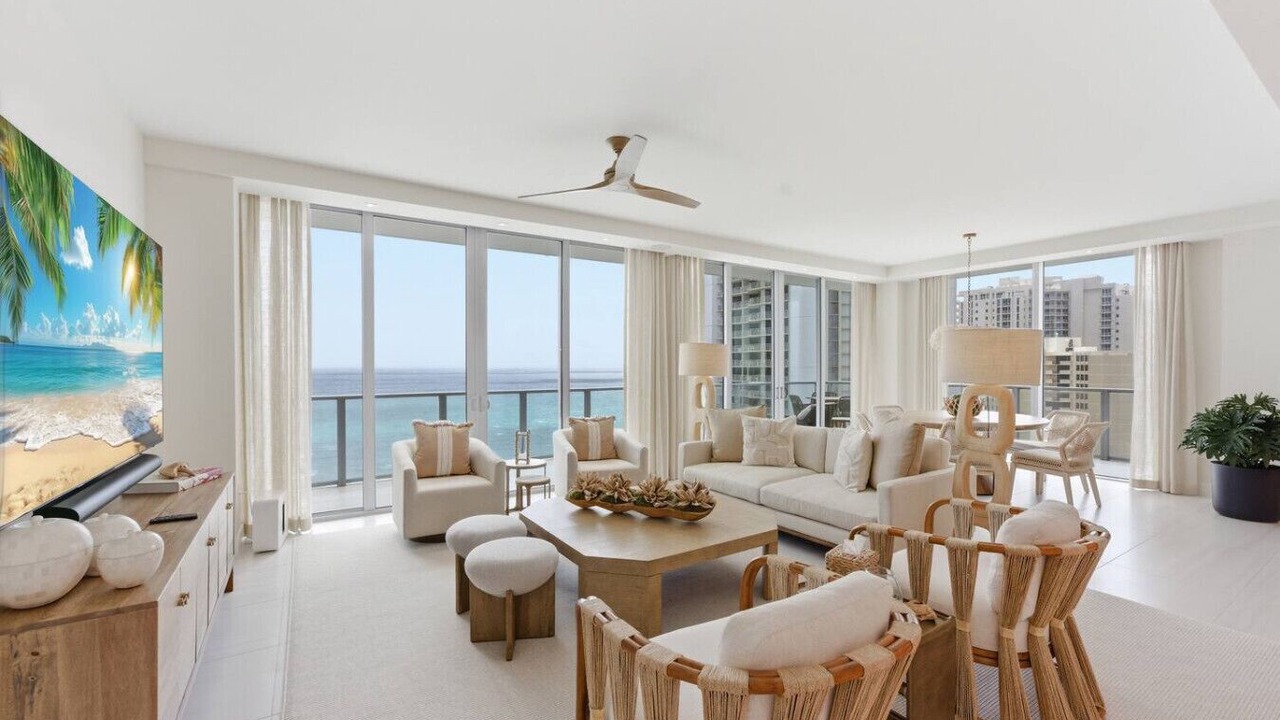 Photo of Livingroom in Singer Island