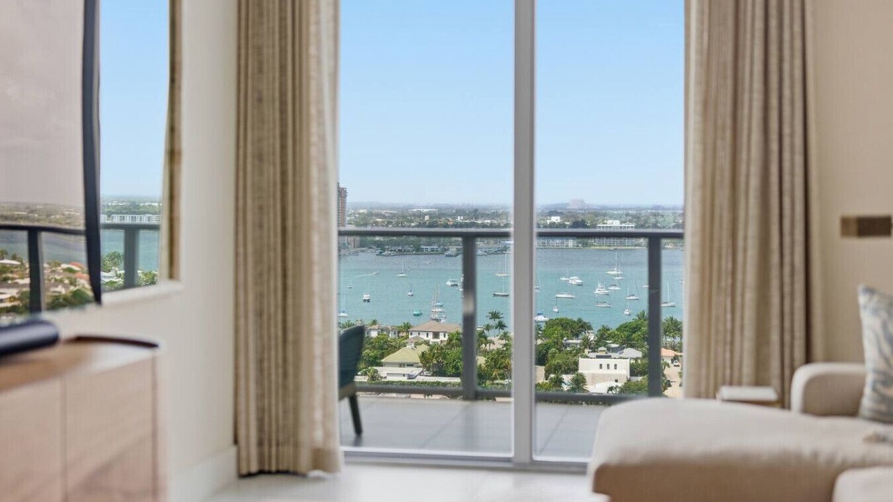 Photo of Livingroom in Singer Island