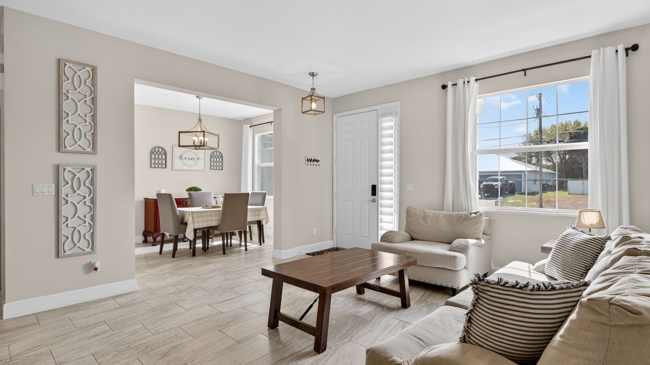 Photo of Livingroom in Port Saint Lucie