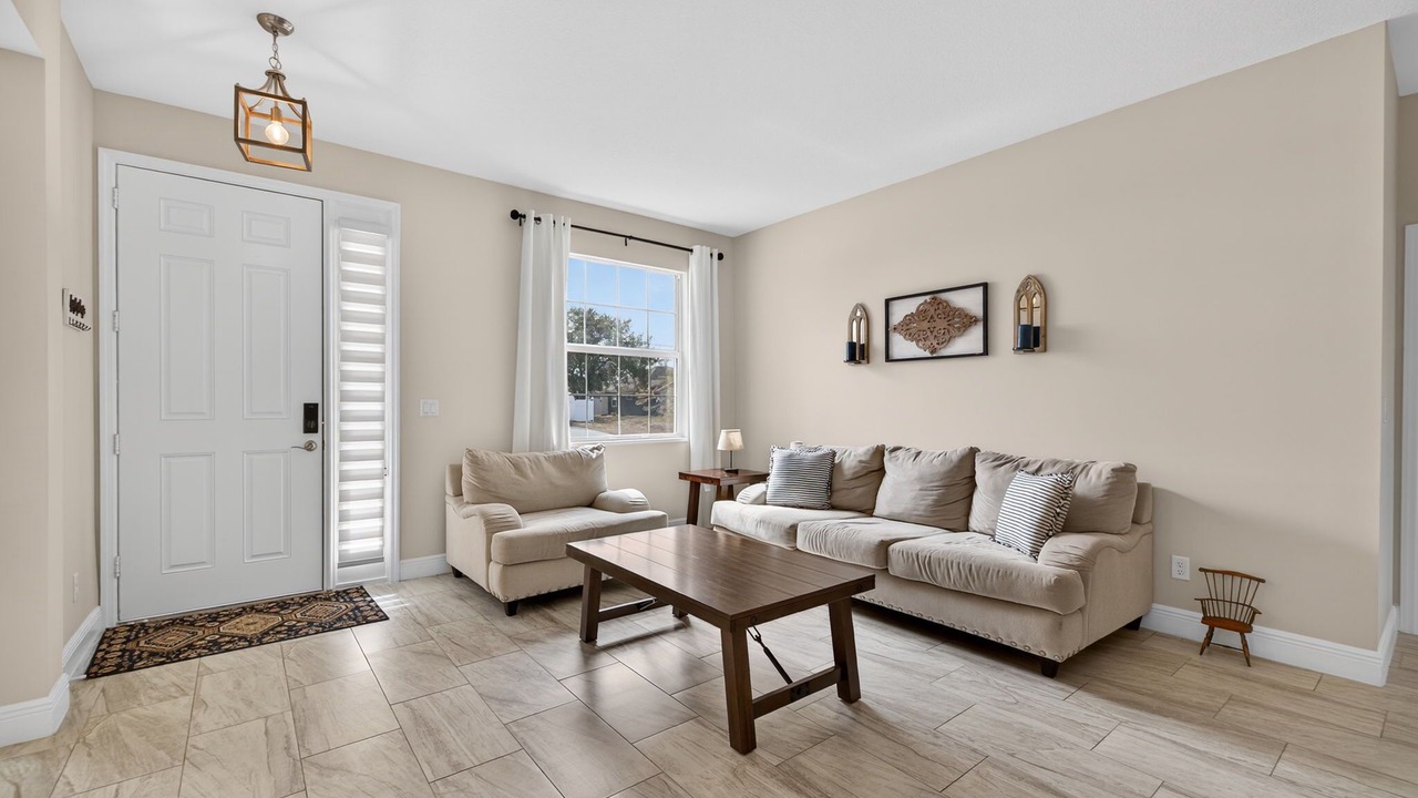 Photo of Livingroom in Port Saint Lucie