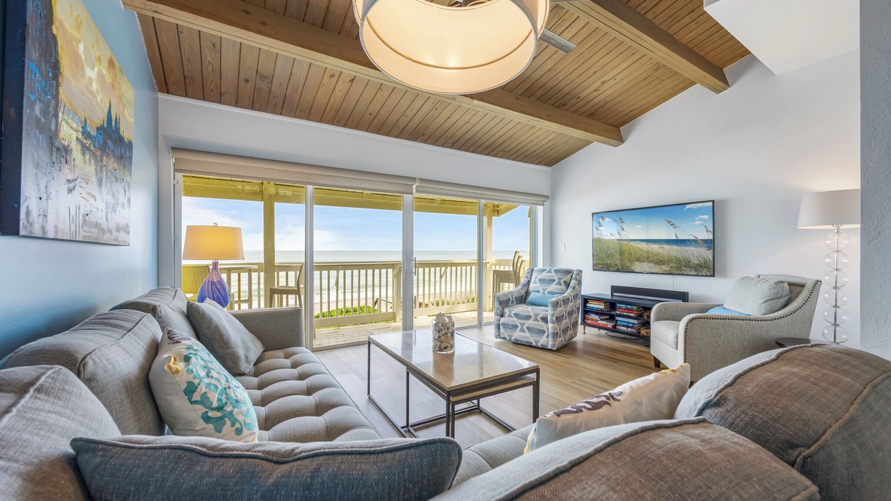 Photo of Livingroom in Melbourne Beach
