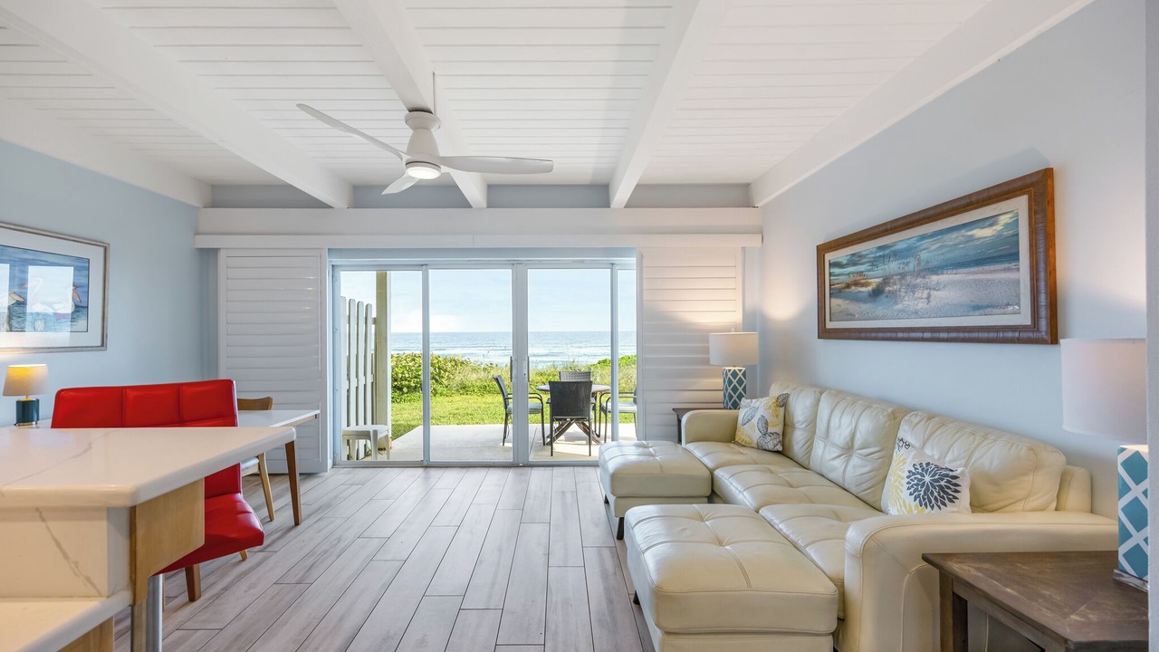 Photo of Livingroom in Melbourne Beach