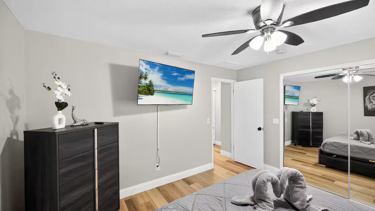 Photo of Bedroom in Temple Crest