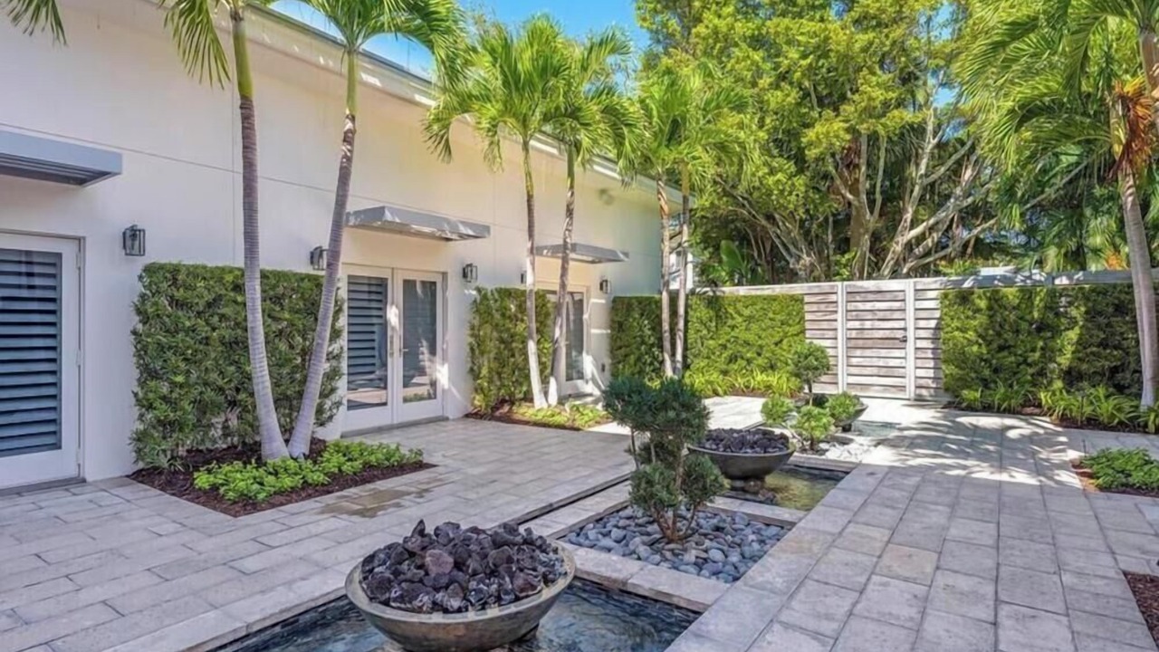 Photo of Patio Balcony in Aqualane Shores