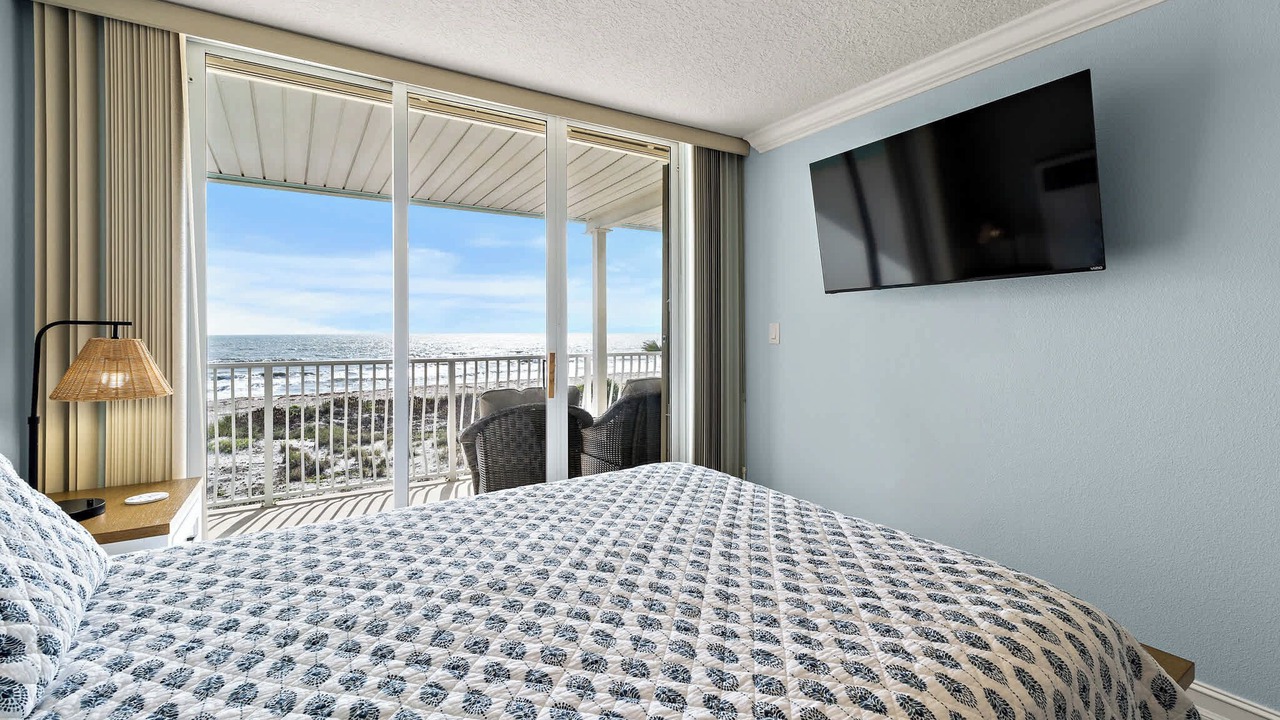 Photo of Patio Balcony in Crescent Beach
