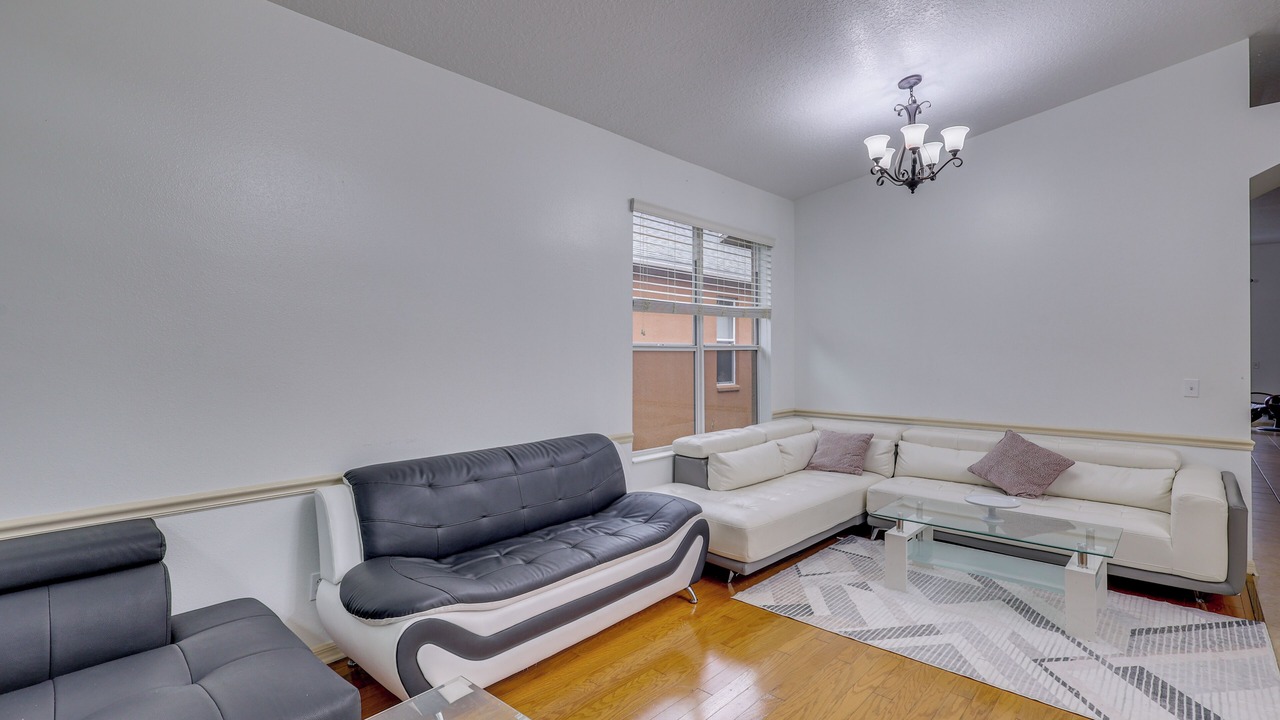 Photo of Livingroom in Riverview
