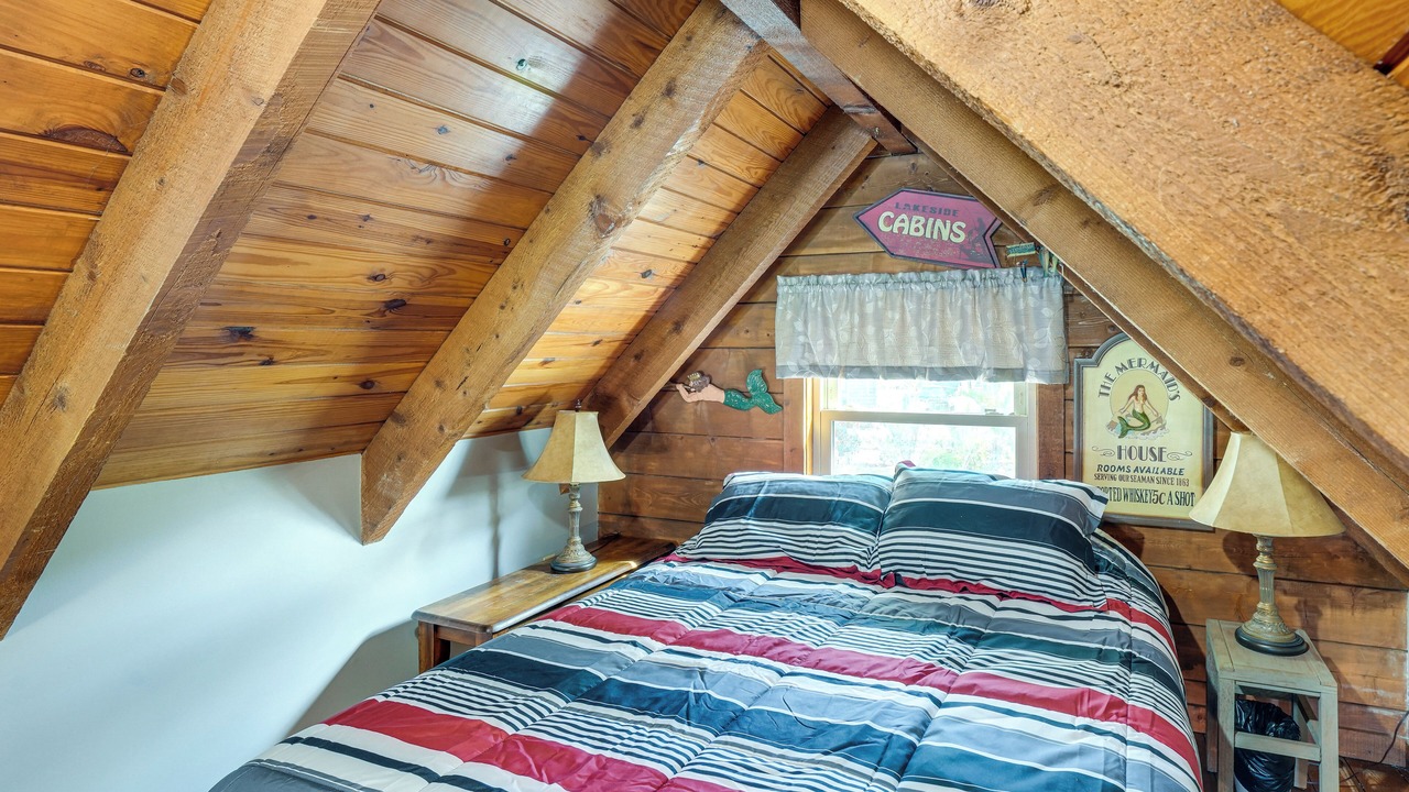 Photo of Bedroom in Okeechobee