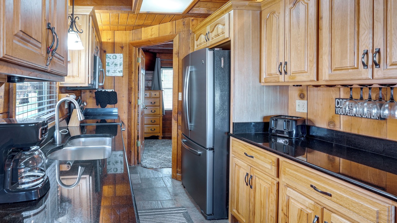Photo of Kitchen in Okeechobee