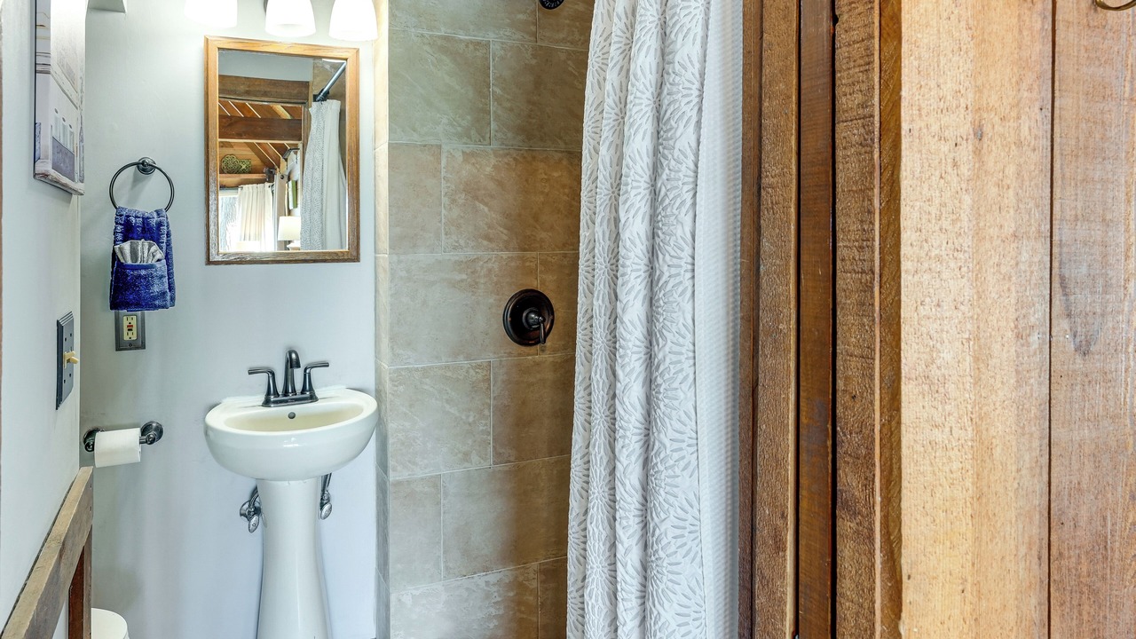 Photo of Bathroom in Okeechobee