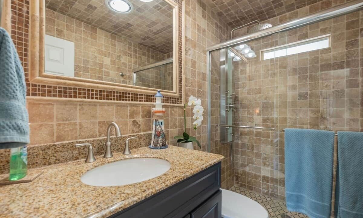 Photo of Bathroom in Key Largo